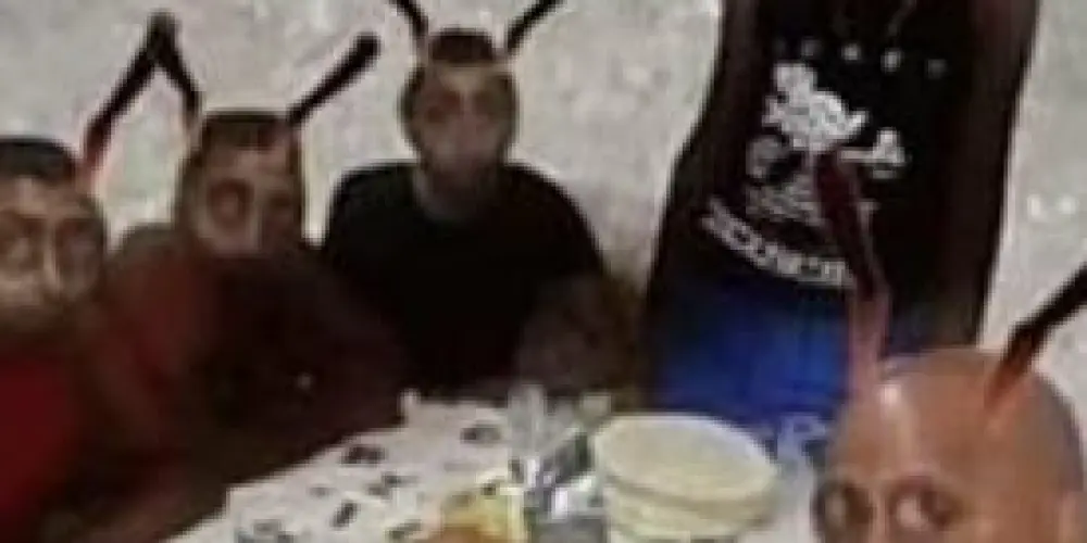 Imagem do grupo de WhatsApp 𝑰𝒏𝒏𝒆𝒓 𝑪𝒊𝒓𝒄𝒍𝒆⚝