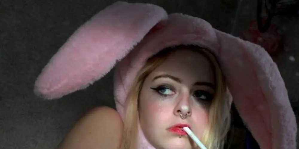 Imagem do grupo de WhatsApp 𝑪𝑶𝑬𝑳𝑯𝑰𝑵𝑯𝑨𝑺 𝑹𝑬𝑩𝑬𝑳𝑫𝑬𝑺🐰🔥