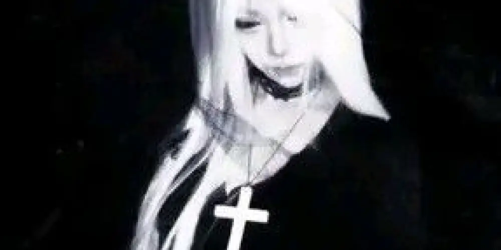 Imagem do grupo de WhatsApp 𝐂𝐨𝐧𝐬𝐭𝐞𝐥𝐚𝐜̧𝐚̃𝐨 𝐝𝐨 𝐨́𝐝𝐢𝐨🌹