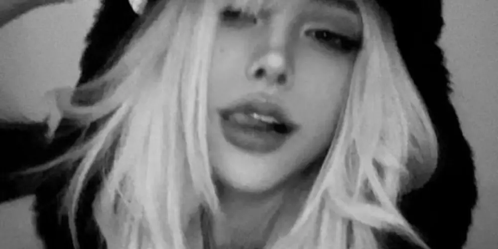 Imagem do grupo de WhatsApp 𝐙𝐗𝟗  𝙵𝚁𝙸𝙴𝙽𝙳'𝚜