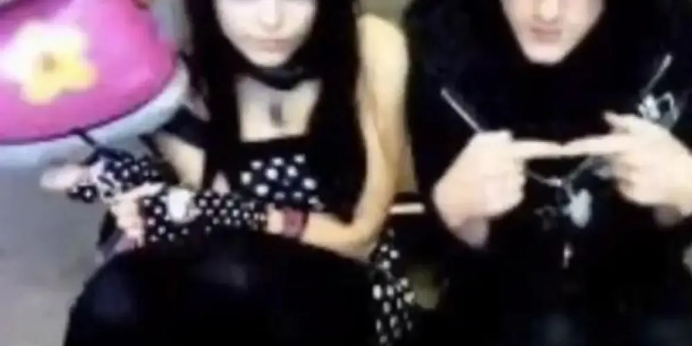 Imagem do grupo de WhatsApp ╲⎝⧹𝕯𝖆𝖗𝖐 𝕬𝖓𝖌𝖊𝖑⧸⎠╱