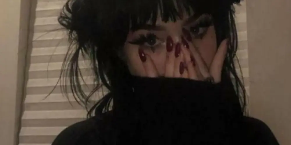 Imagem do grupo de WhatsApp 𝐡𝐮𝐧𝐠𝐫𝐢𝐚