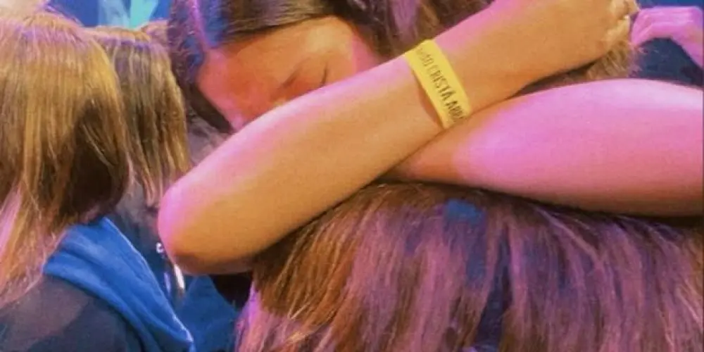 Imagem do grupo de WhatsApp 𝒎𝒆𝒏𝒊𝒏𝒂𝒔 𝒄𝒐𝒎𝒑𝒓𝒐𝒎𝒆𝒕𝒊𝒅𝒂𝒔 ❤️