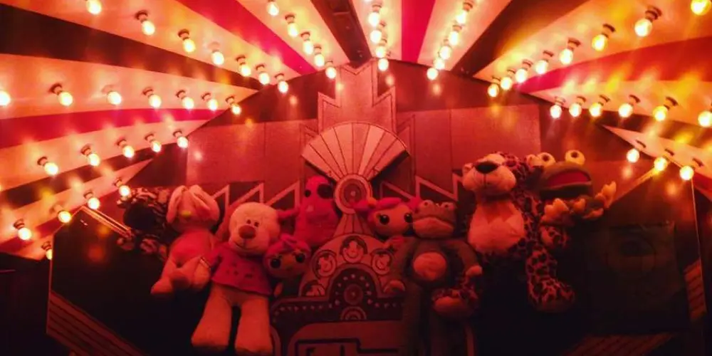 Imagem do grupo de WhatsApp 🇹 🇭 🇪  🇷 🇦 🇳🇩 🇴 🇲 🇸