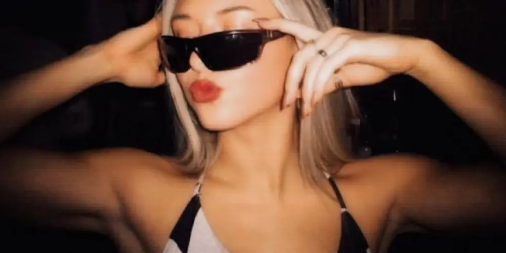 Imagem do grupo de WhatsApp 𝑨𝒇𝒕𝒆𝒓 𝑽𝒊𝒃𝒆🤍🍷