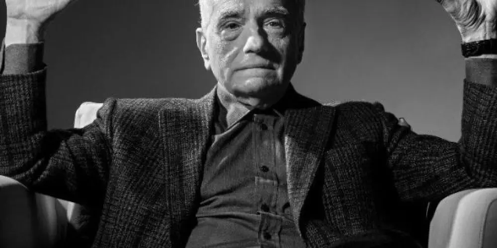 Imagem do grupo de WhatsApp ᴍɪꜱᴛʏ ᴅᴀʀᴋ †