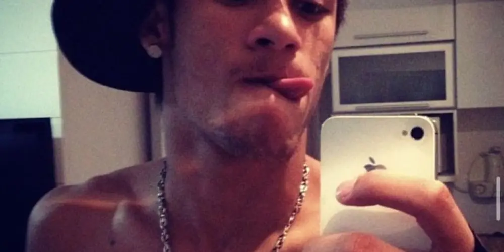 Imagem do grupo de WhatsApp 𝓑𝓪𝓰𝓾𝓷𝓬̧𝓪 𝓿𝓲𝓻𝓽𝓾𝓪𝓵💯