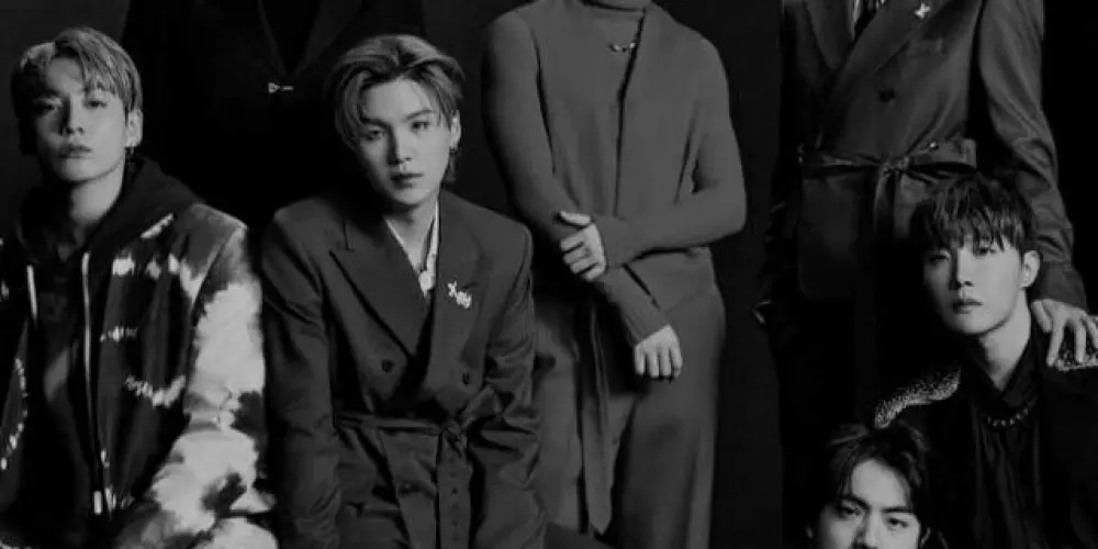 Imagem do grupo de WhatsApp 🌙 𝔐𝔬𝔬𝔫 𝔄𝔯𝔪𝔶 🌙