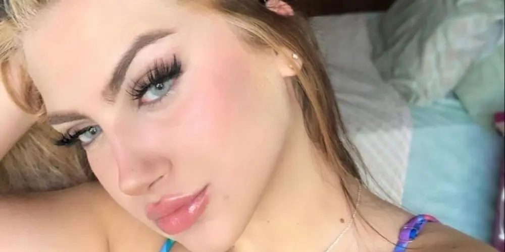 Imagem do grupo de WhatsApp 『 ⚜️𝐇𝐎𝐔𝐒𝐄 ★ 𝐕𝐈𝐏 ⚜️』