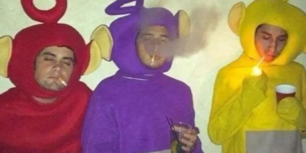 Imagem do grupo de WhatsApp 𝐎𝐒 𝐑𝐄𝐓𝐀𝐑𝐃𝐀𝐃𝐎𝐒 👻