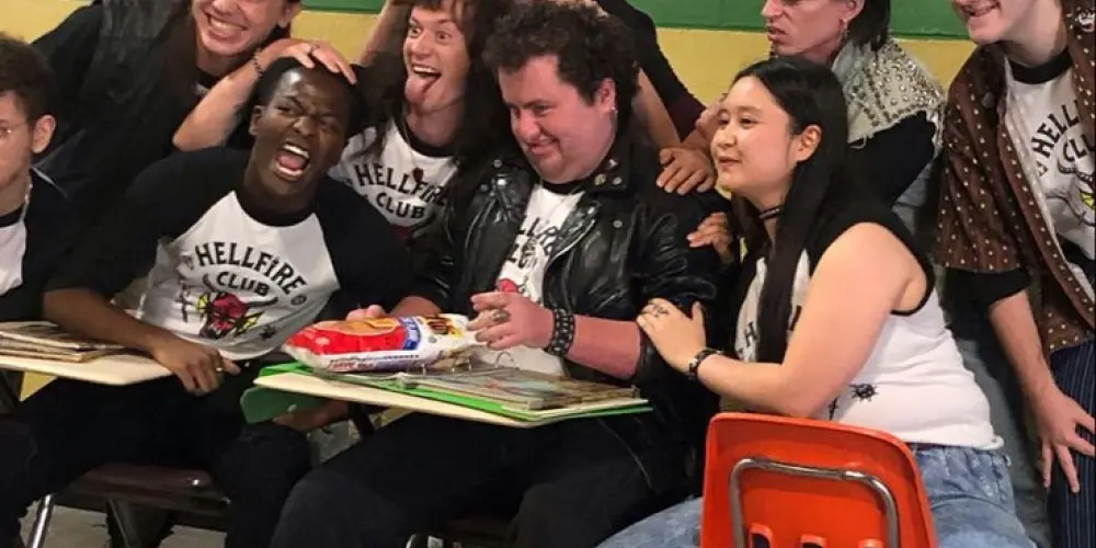 Imagem do grupo de WhatsApp 𖤐┆𝕳𝖊𝖑𝖑 𝕱𝖎𝖗𝖊 𝕮𝖑𝖚𝖇 ⏤͟͟͞͞☆