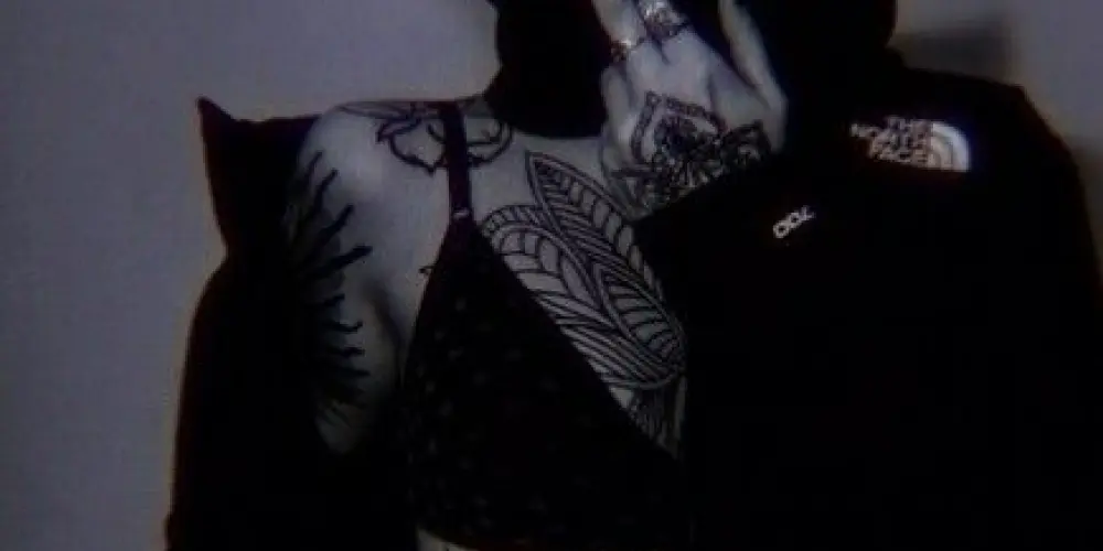 Imagem do grupo de WhatsApp ♱ 𝑾𝒆𝒃 𝑵𝒂𝒎𝒐𝒓𝒐 𝑷𝒐𝒓𝒕𝒖𝒈𝒂𝒍 ♱ 🇵🇹