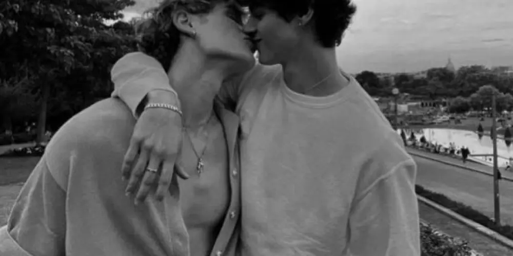 Imagem do grupo de WhatsApp ✨𝕊𝕋𝕆ℕ𝔼𝕎𝔸𝕃𝕃 ✨