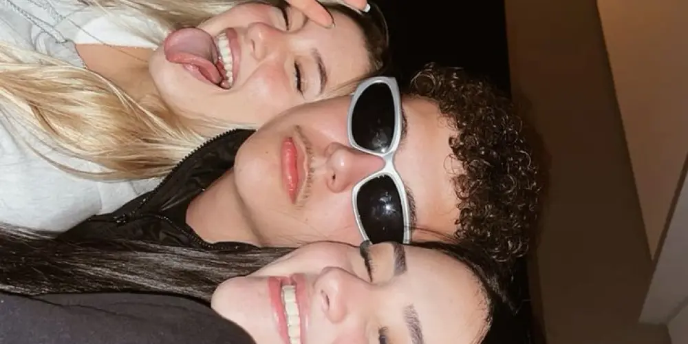 Imagem do grupo de WhatsApp 𝐀𝐦𝐢𝐳𝐚𝐝𝐞 𝐑𝐞𝐚𝐥