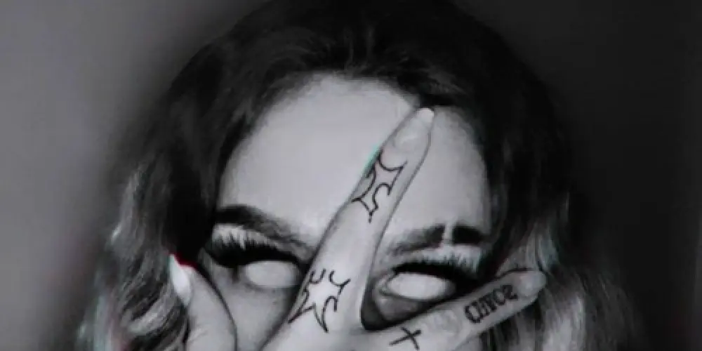 Imagem do grupo de WhatsApp ♱ 𝑭𝒖𝒈𝒊𝒕𝒊𝒗𝒐𝒔 𝑰𝒏𝒔𝒂𝒏𝒐𝒔 ♱