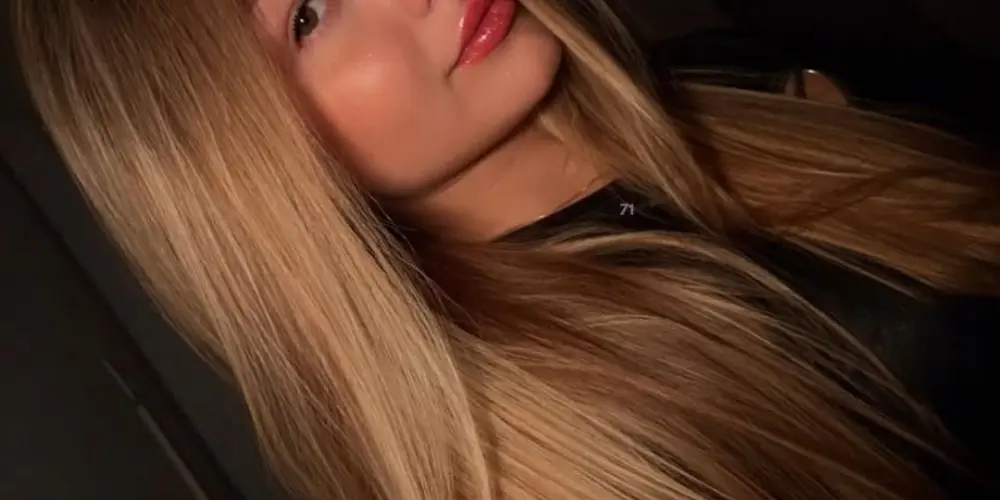 Imagem do grupo de WhatsApp 『 ⚜️ 𝐇𝐎𝐔𝐒𝐄 ★ 𝐕𝐈𝐏 ⚜️』