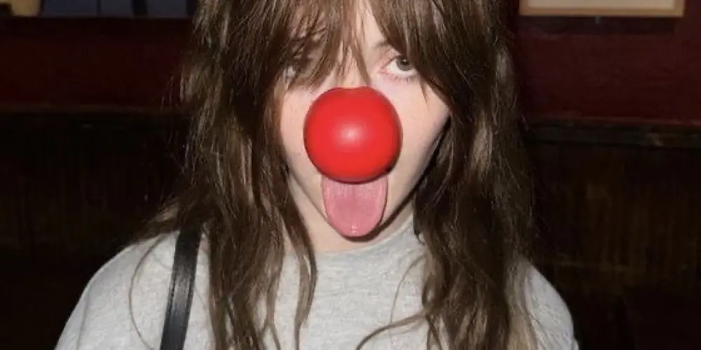 Imagem do grupo de WhatsApp 𝔦𝔫𝔰𝔞𝔫𝔢 𝔠𝔥𝔞𝔱‘