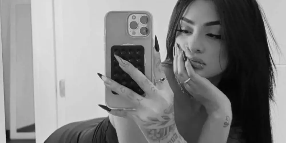 Imagem do grupo de WhatsApp ❤️‍🔥 𝓐𝓼 𝓼𝓸𝓵𝓽𝓮𝓲𝓻𝓪𝓼 🌹