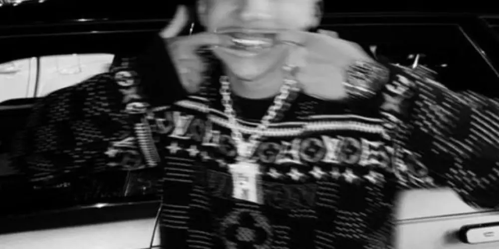 Imagem do grupo de WhatsApp 𝐁𝐨𝐦 𝐞 𝐧𝐨𝐯𝐨 #𝐆𝐎𝐃