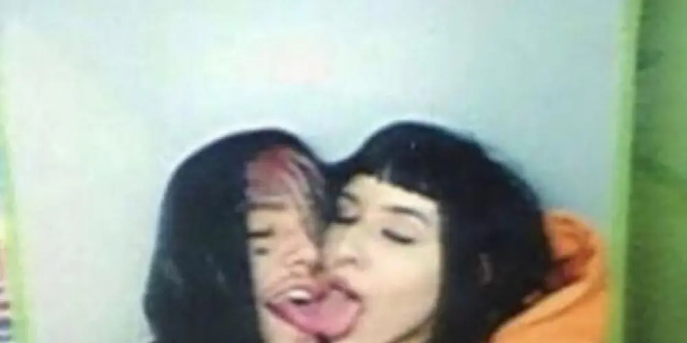 Imagem do grupo de WhatsApp 🎀☠︎︎ 𝕯𝖆𝖗𝖐 𝕯𝖔𝖑𝖑𝖘