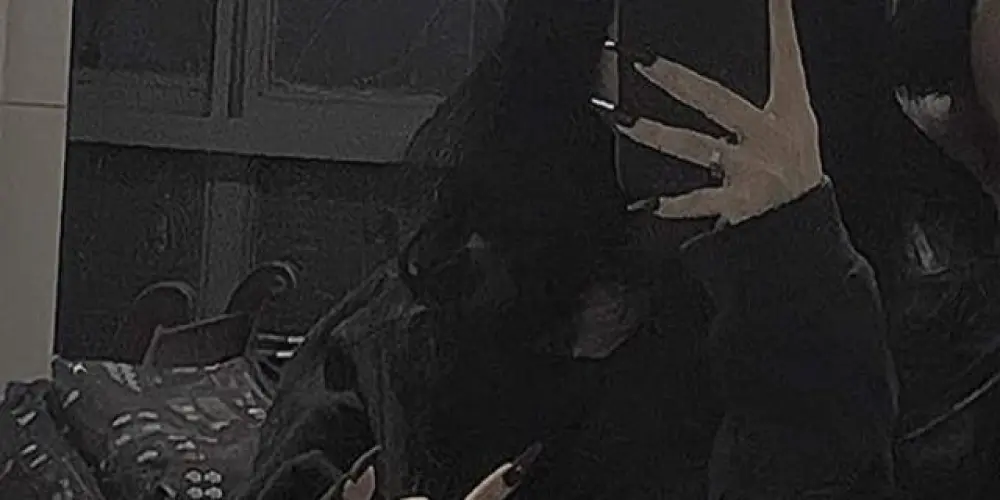 Imagem do grupo de WhatsApp • 𝕳𝖊𝖑𝖑'𝖘 𝖕𝖆𝖗𝖆𝖉𝖎𝖘𝖊🪽