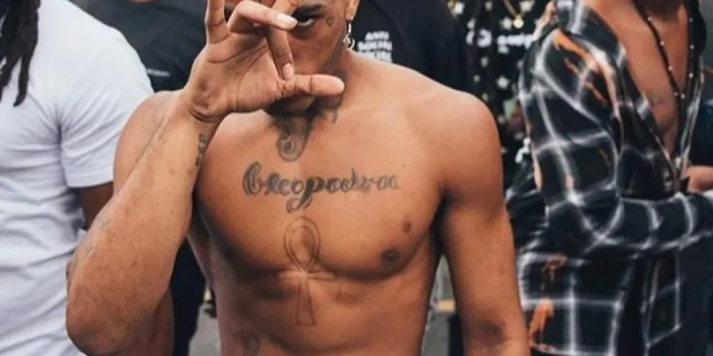 Imagem do grupo de WhatsApp 𝙱𝚊𝚍 𝚅𝚒𝚋𝚎𝚜 𝙵𝚘𝚛𝚎𝚟𝚎𝚛 🕊🌎