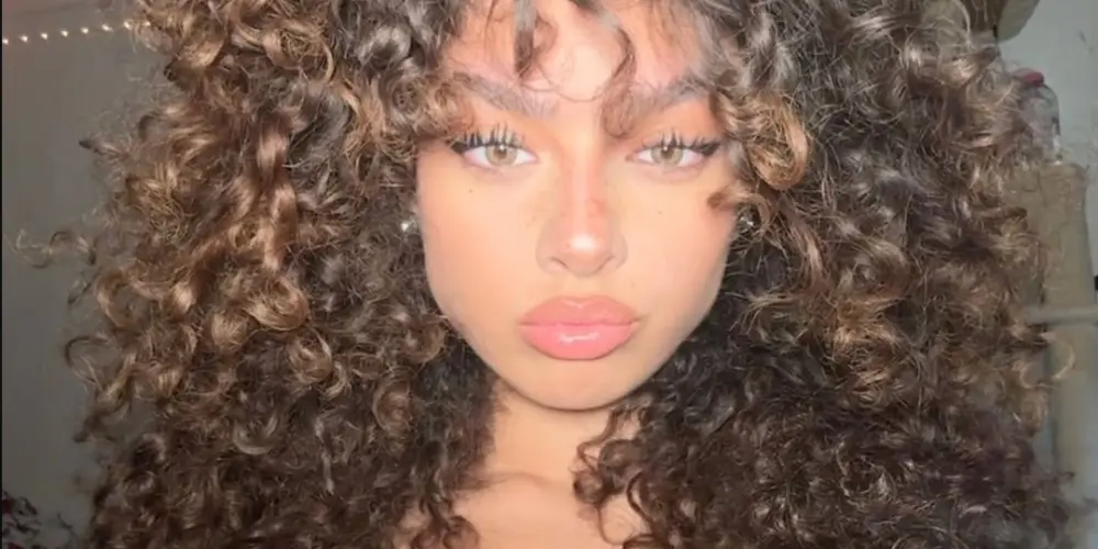 Imagem do grupo de WhatsApp 🔥🧡𝒎𝒐𝒓𝒆𝒏𝒊𝒏𝒉𝒂𝒔🌺💋