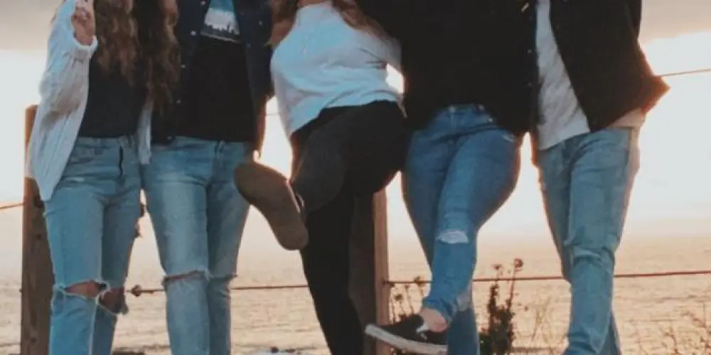 Imagem do grupo de WhatsApp 𝑐𝑎𝑛𝑡𝑖𝑛ℎ𝑜 𝑑𝑎 𝑎𝑚𝑖𝑧𝑎𝑑𝑒 ❤️🫶🏼