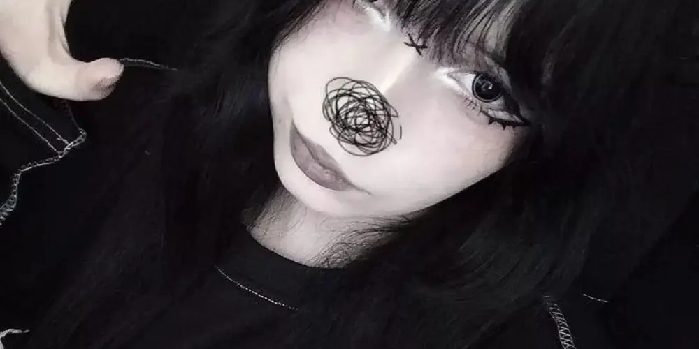 Imagem do grupo de WhatsApp ⚰️♰ 𝘿𝘼𝙍𝙆 𝙍𝙊𝙊𝙈 ♰⚰️