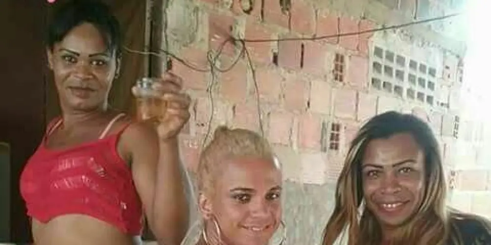Imagem do grupo de WhatsApp 𝖮𝖲 𝖨𝖭𝖨𝖬𝖨𝖦𝖮𝖲 𝖣𝖮 𝖥𝖨𝖬😜