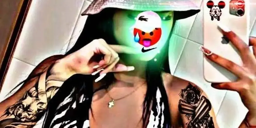 Imagem do grupo de WhatsApp 𝕹𝖔𝖛𝖎𝖓𝖍𝖆𝖘 𝖉𝖆 𝖒𝖊𝖎𝖆 𝖓𝖔𝖎𝖙𝖊