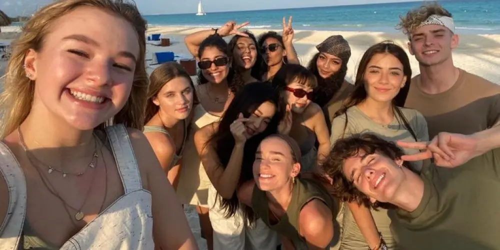 Imagem do grupo de WhatsApp 𝘳𝘦𝘤𝘦𝘱𝘤̧𝘢̃𝘰 - ᥫ᭡