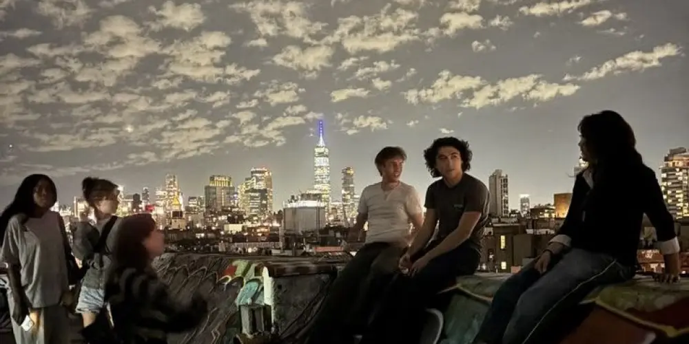 Imagem do grupo de WhatsApp 𝖱𝖤𝖴𝖭𝖨Ã𝖮 𝖣𝖮𝖲 𝖠𝖬𝖨𝖦𝖮𝖲 👫🚶‍♂🚶‍♀️🚶‍♂️