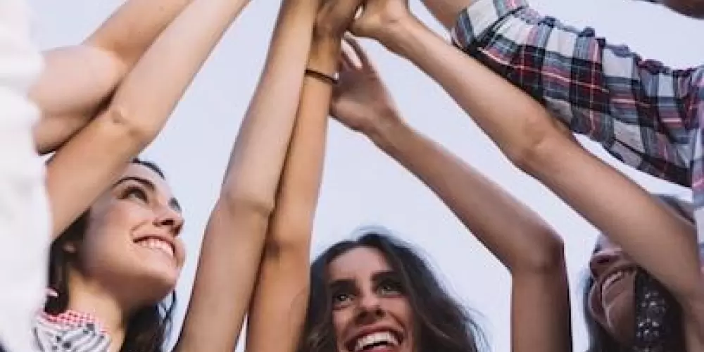 Imagem do grupo de WhatsApp Amigos ♥️