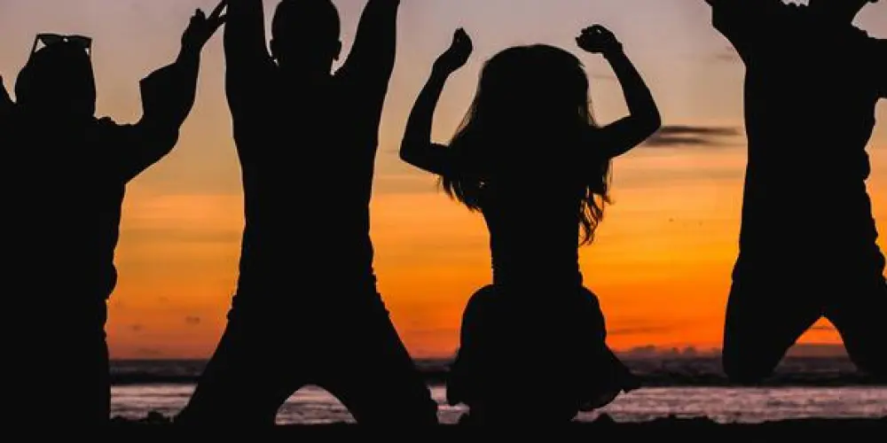 Imagem do grupo de WhatsApp Amigos ✌️