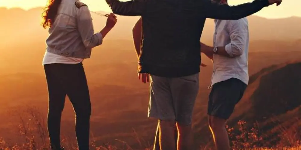 Imagem do grupo de WhatsApp Amigos da Z.L ( 011 )