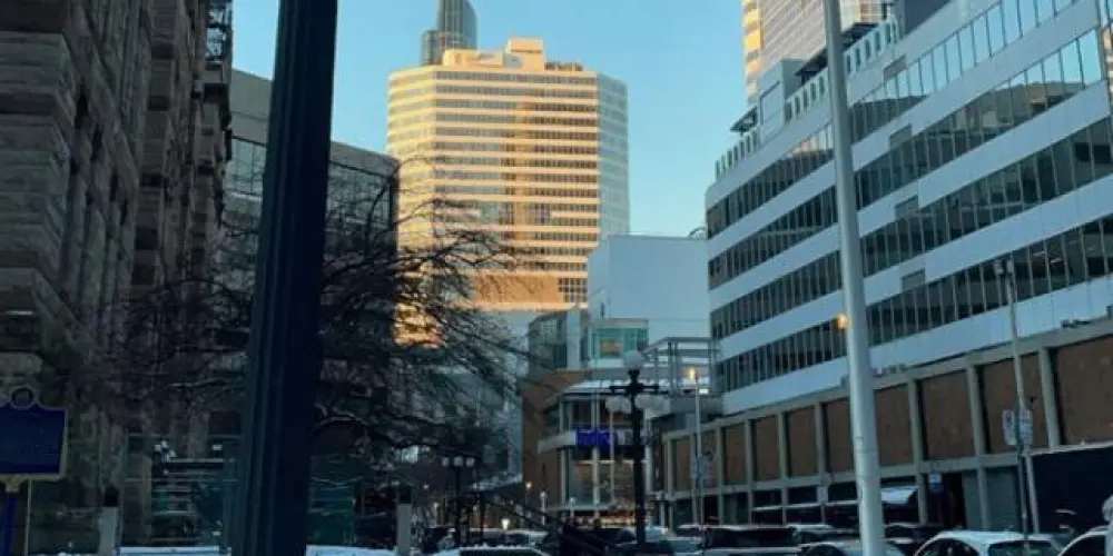 Imagem do grupo de WhatsApp Amigos que vão mora e trabalhar fora do Brasil 🇧🇷