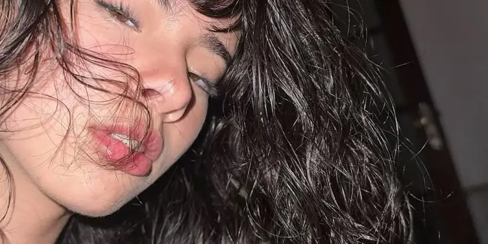 Imagem do grupo de WhatsApp 𝗿𝗲𝘀𝗲𝗻𝗵𝗮 𝘀𝗲𝗺 𝗹𝗶𝗺𝗶𝘁𝗲𝘀💖💗💕💞✨️(amizade)
