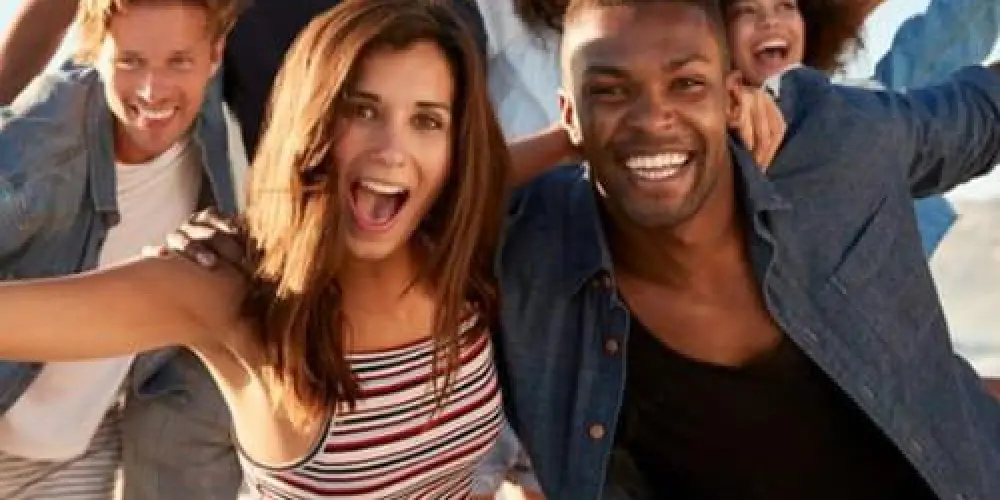 Imagem do grupo de WhatsApp Amizade é Namoro 2026