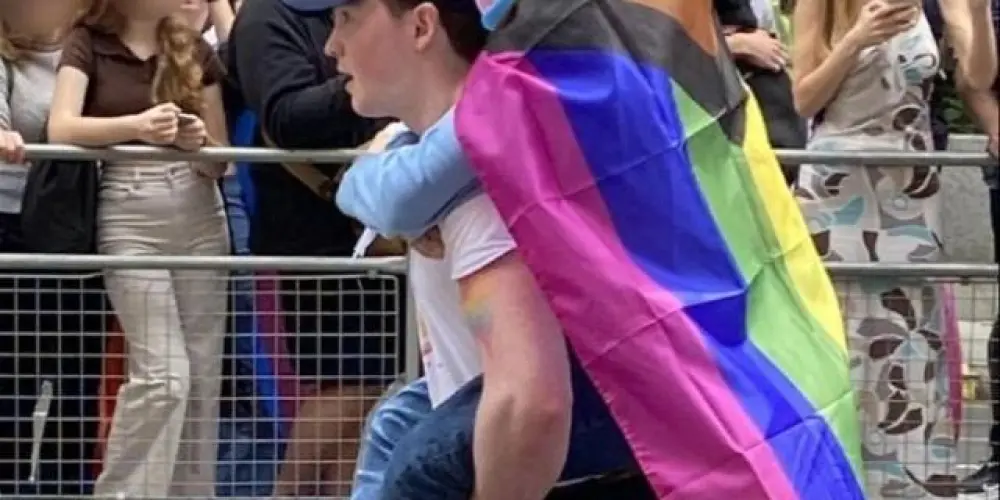 Imagem do grupo de WhatsApp AMIZADE e NAMORO lgbt+ 🏳️‍🌈