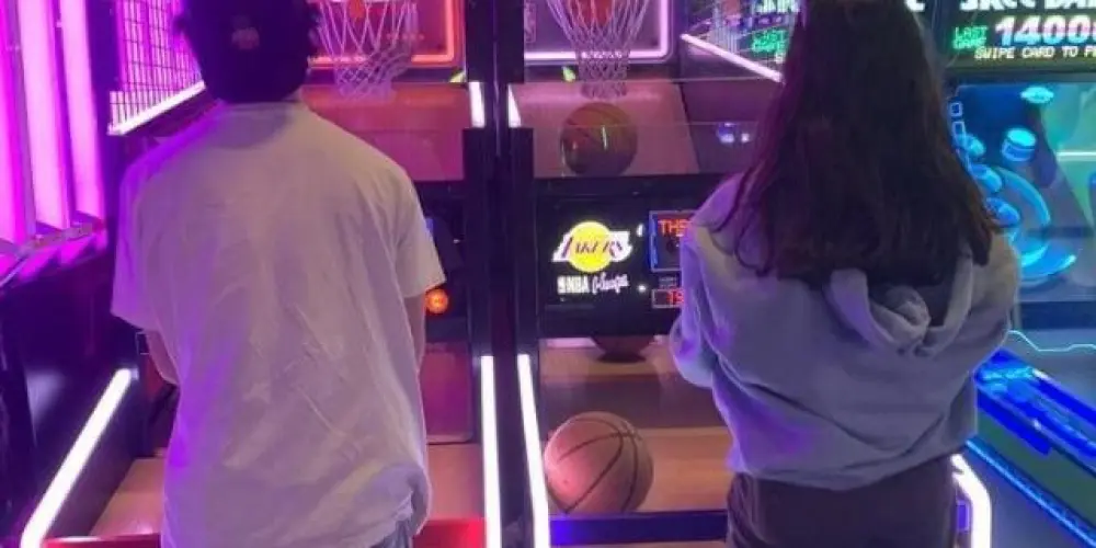 Imagem do grupo de WhatsApp Amizade e Romance ❤️‍🔥