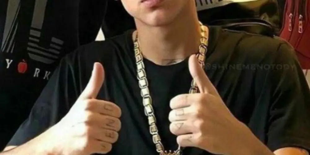 Imagem do grupo de WhatsApp amizade e zueira ⚡🥷🏻