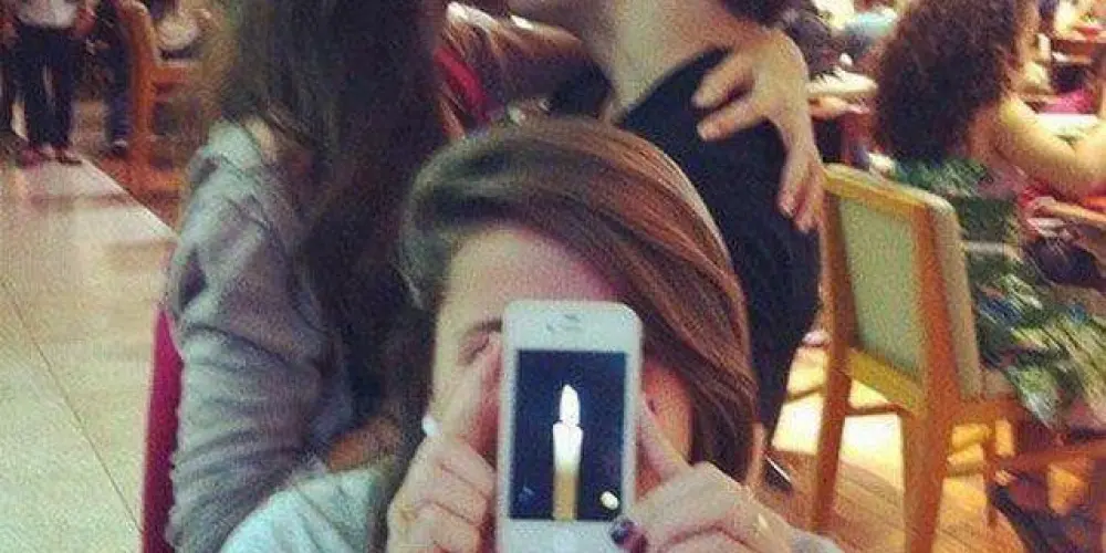 Imagem do grupo de WhatsApp Amizade ou namoro? 💕