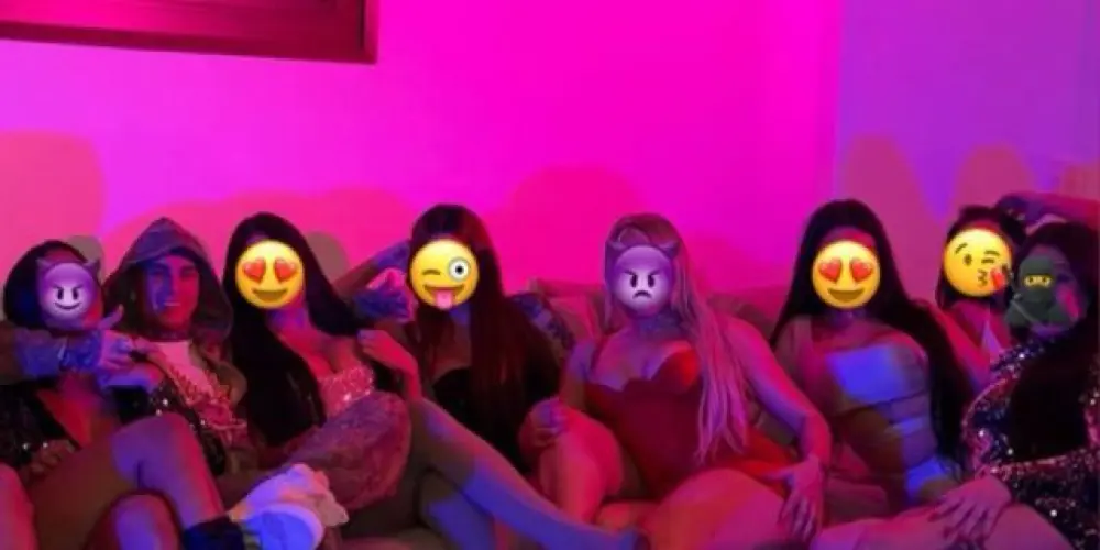 Imagem do grupo de WhatsApp Amizade ou namoro 🥵