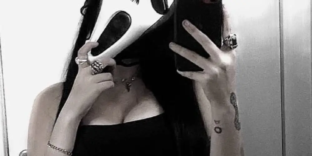 Imagem do grupo de WhatsApp Amizade/Namoro Web 🧑🏼‍❤️‍🧑🏻