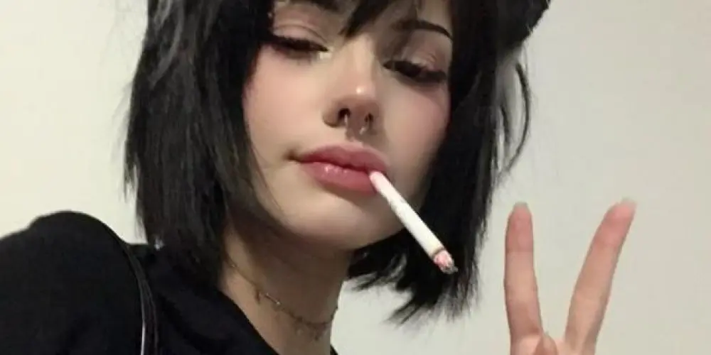 Imagem do grupo de WhatsApp AMIZADE👻NAMORO👩‍❤️‍💋‍👨ZUERA😹