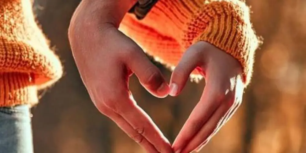 Imagem do grupo de WhatsApp AmizadeOuNamoro🥳