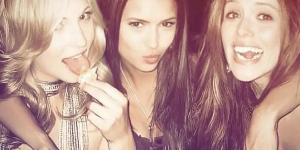 Imagem do grupo de WhatsApp Amizades bissexuais