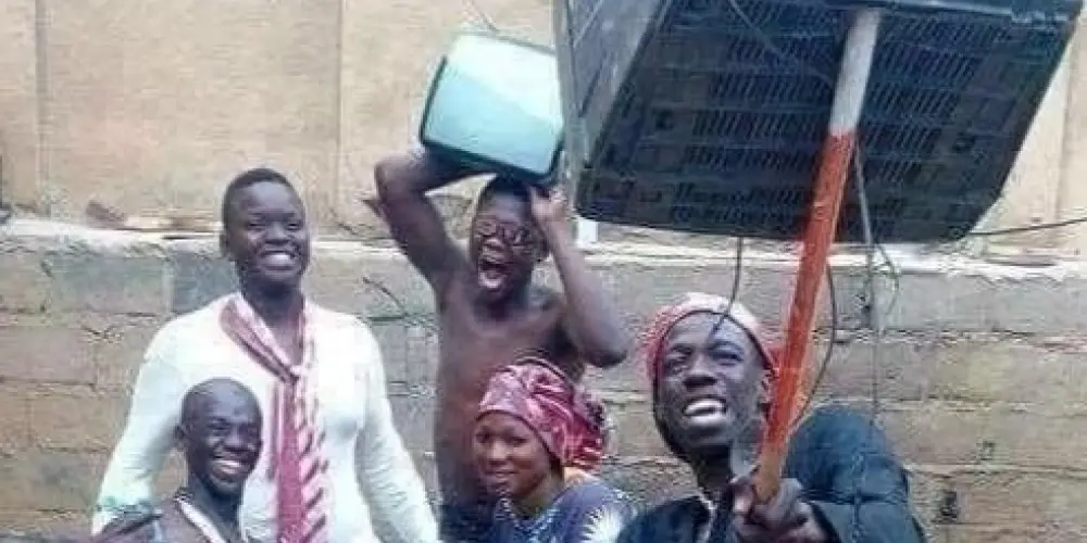 Imagem do grupo de WhatsApp AMIZADES E ENGAJAMENTO 🔥