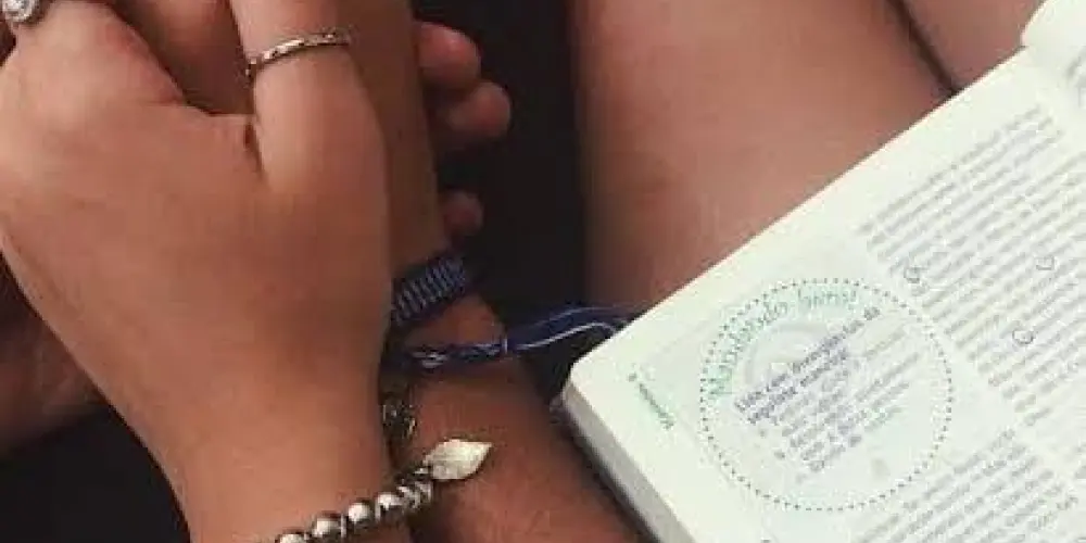 Imagem do grupo de WhatsApp Amizades e namoro